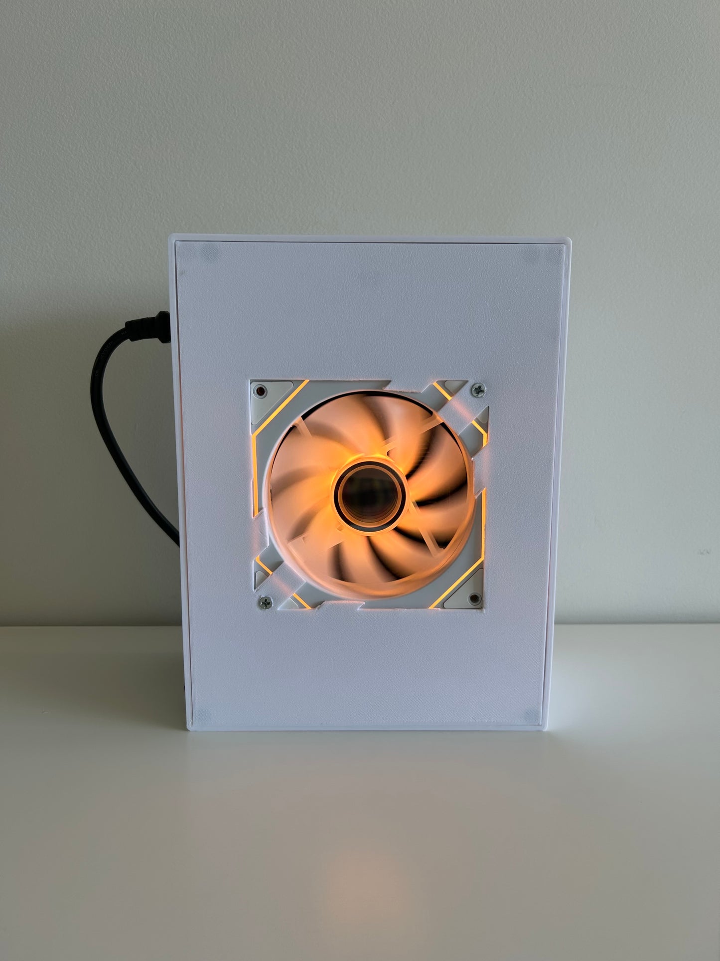 Mini itx pc case supports flex power supply